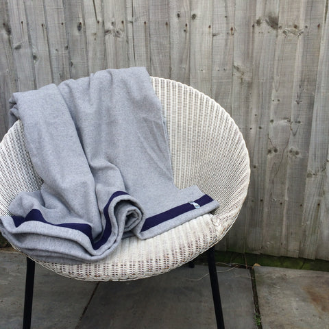 Wool Blanket (light grey/navy)