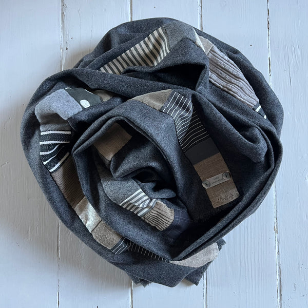 Wool Blanket w Patchwork (taupe)