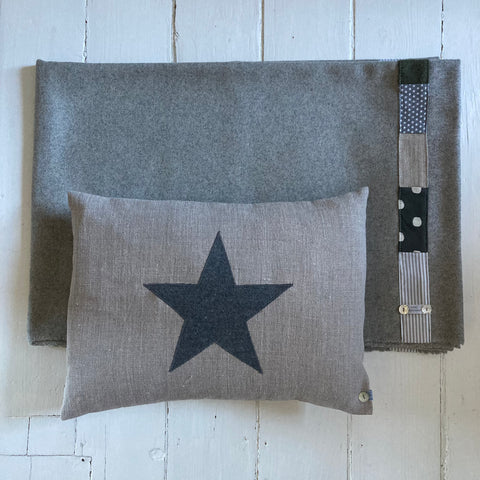 Little Star Cushion (nat linen)