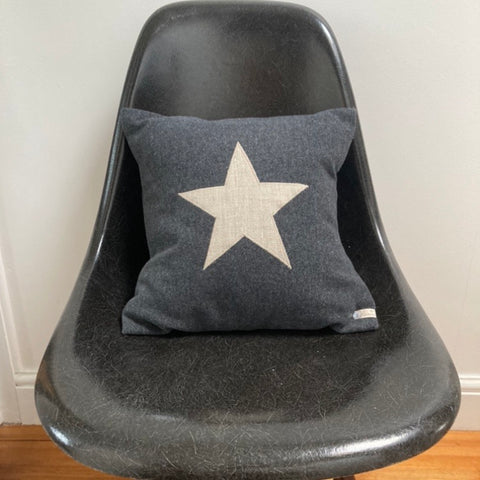Star Cushion small (grey wool)