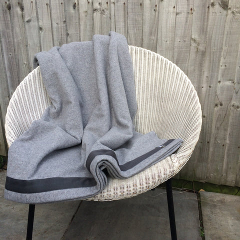 Wool Blanket (light grey/grey)
